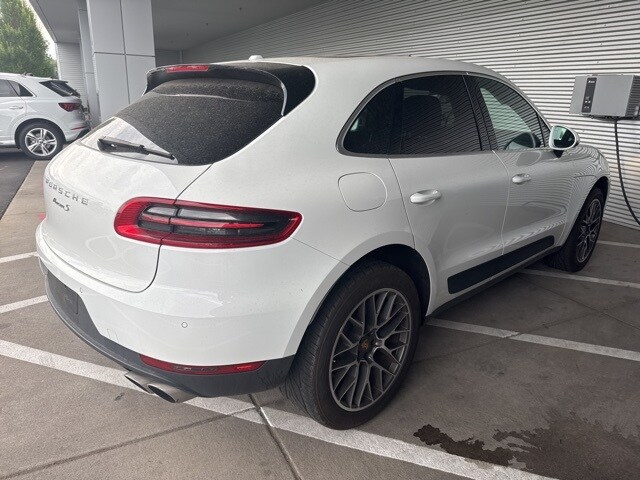 2017 Porsche Macan S photo 3