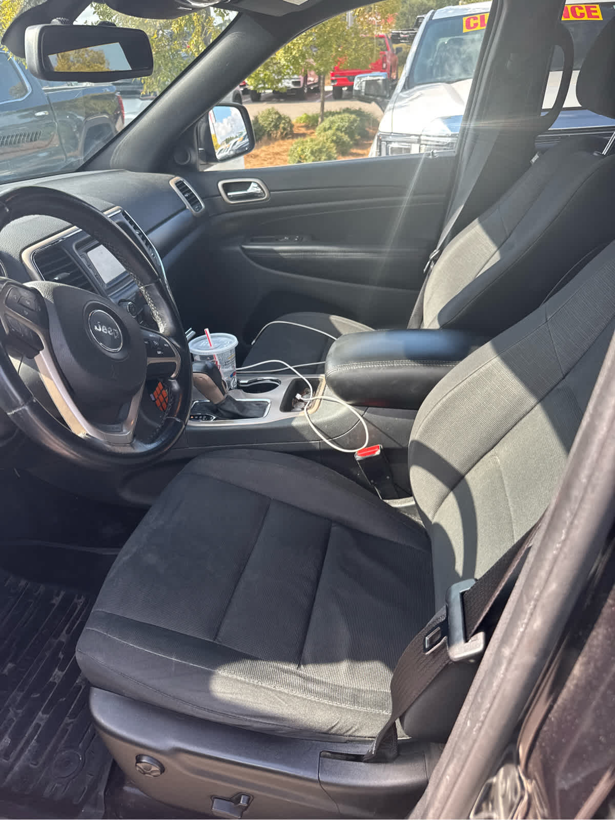 Used 2016 Jeep Grand Cherokee Laredo