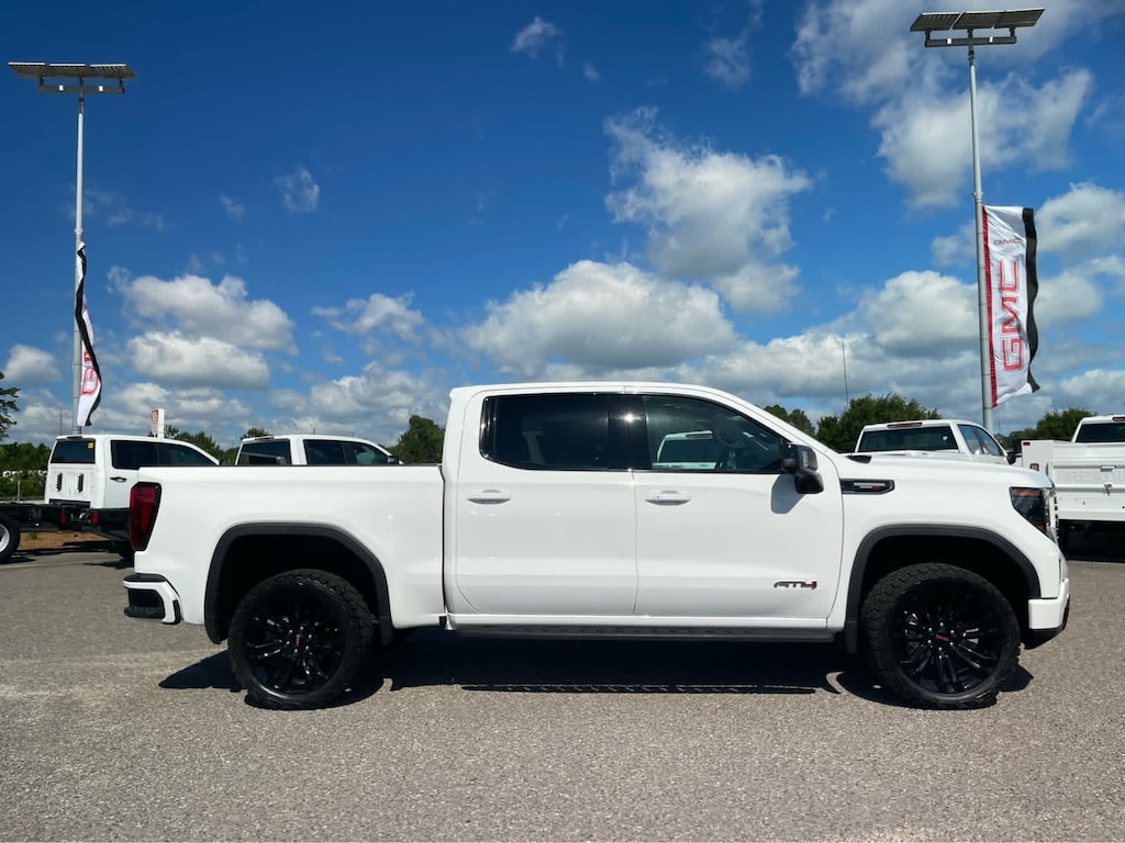 Used 2025 GMC Sierra 1500 AT4 Truck