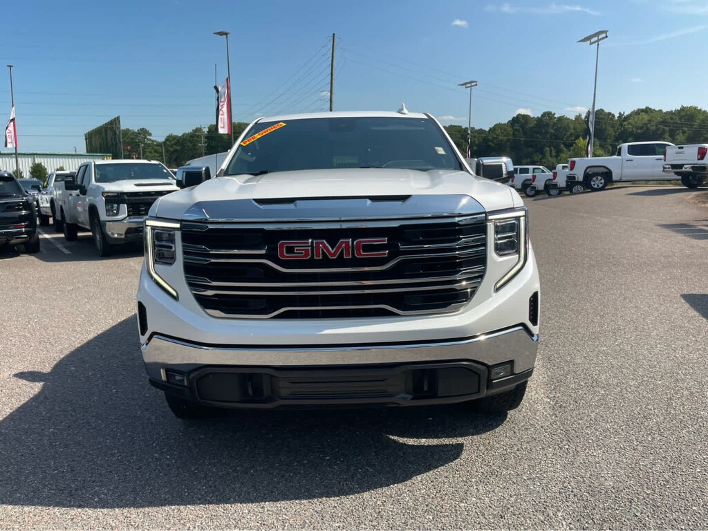 Used 2022 GMC Sierra 1500 SLT Truck