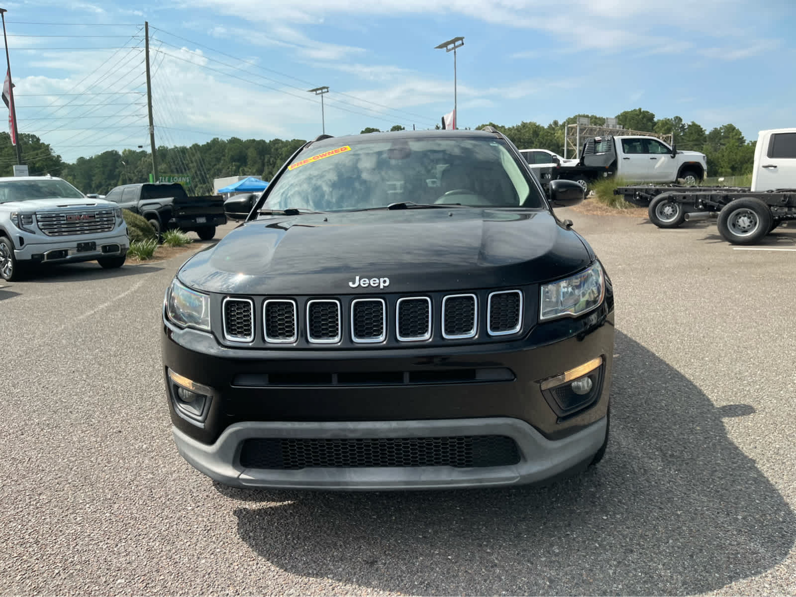 Used 2018 Jeep Compass Latitude with VIN 3C4NJCBB8JT330220 for sale in Summerville, SC