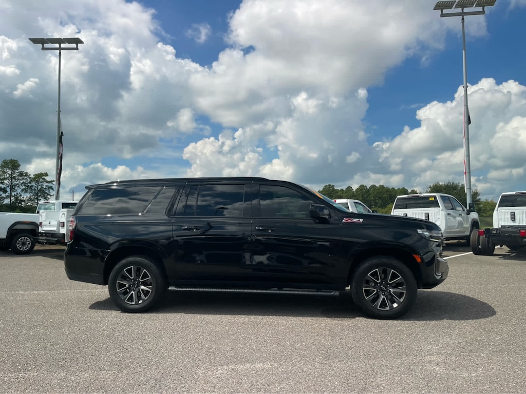 Used 2022 Chevrolet Suburban Z71 SUV