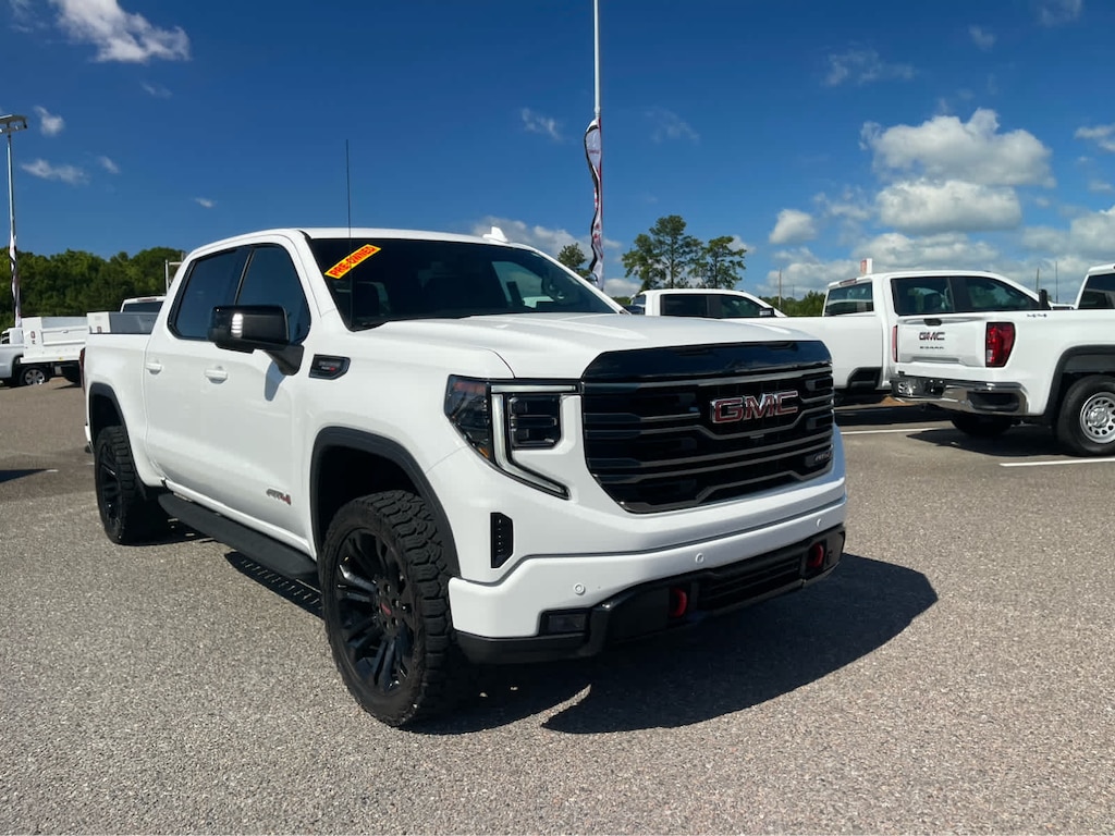 Used 2025 GMC Sierra 1500 AT4 Truck