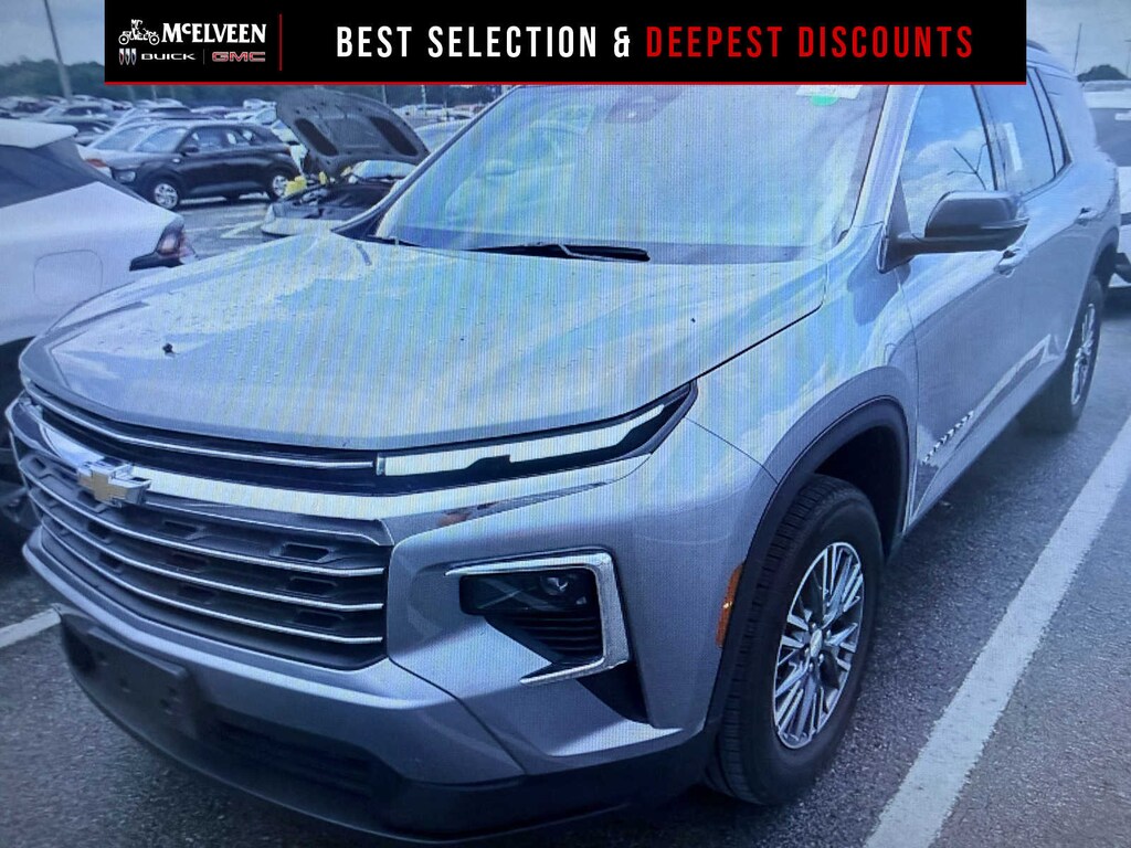 Used 2024 Chevrolet Traverse LT SUV