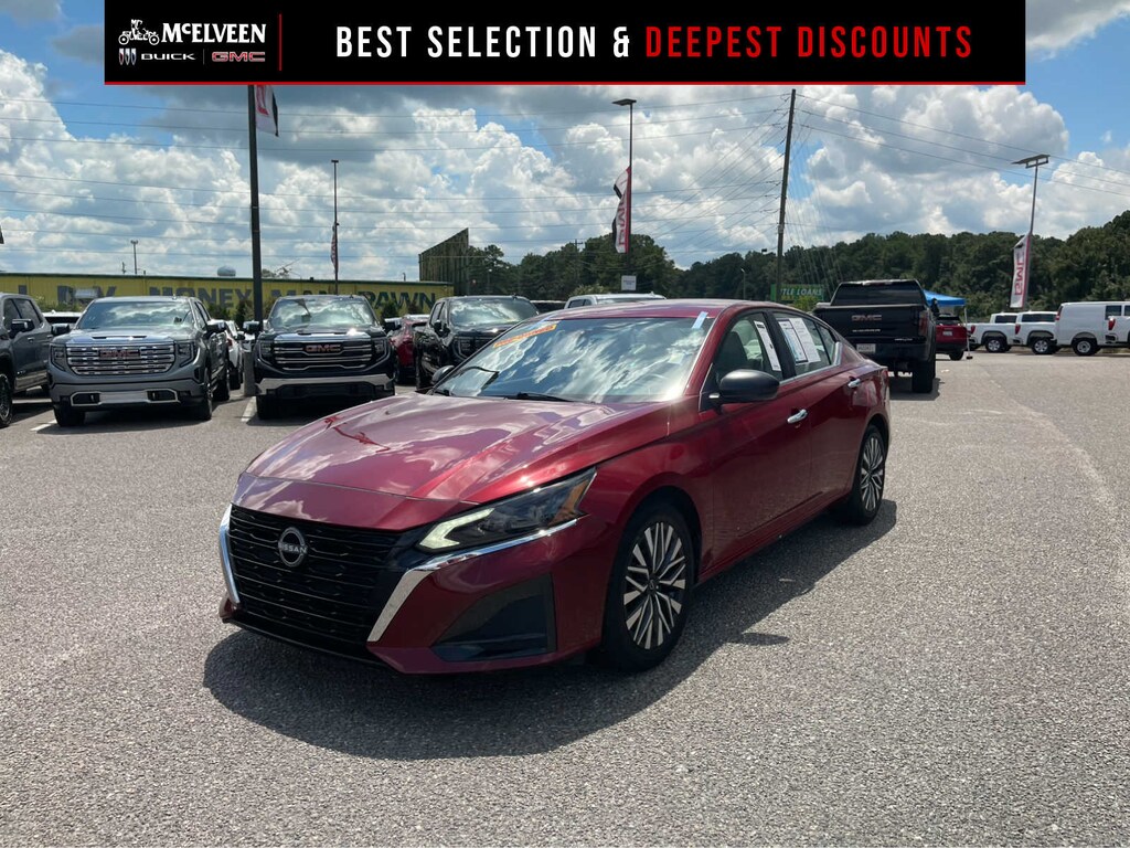 Used 2025 Nissan Altima SV