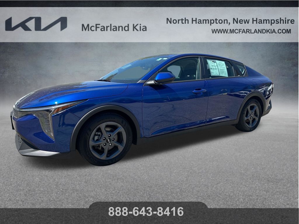2025 Kia K4 LXS AT's photo