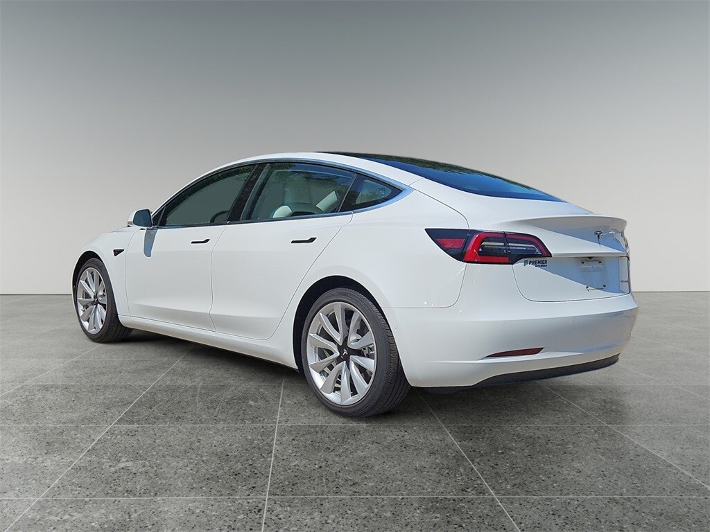 2018 Tesla Model 3 photo 3