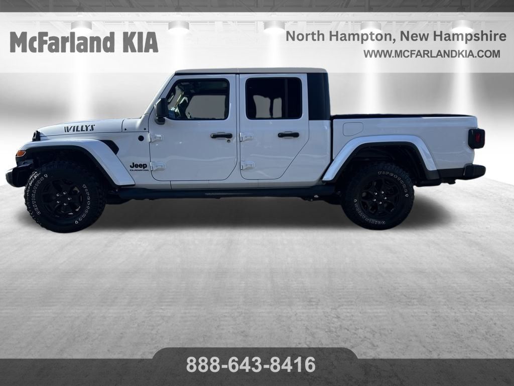 2021 Jeep Gladiator Willys photo 2