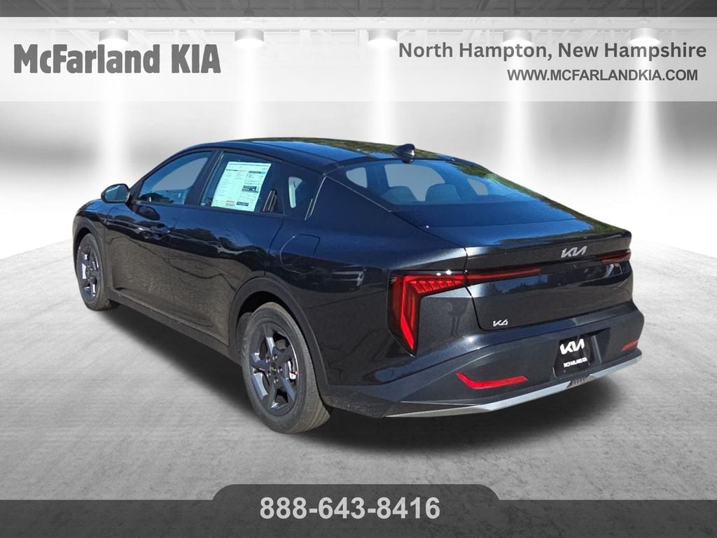 New 2025 Kia K4 LXS Sedan