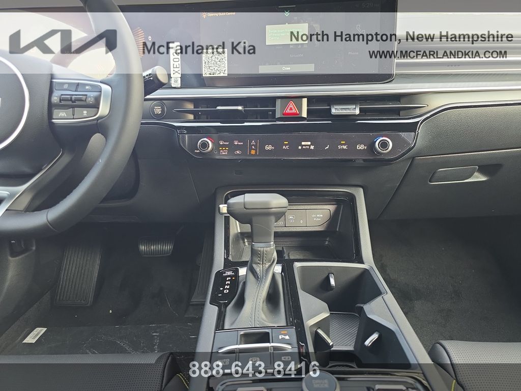 2026 Kia K5 GT - Photo 12
