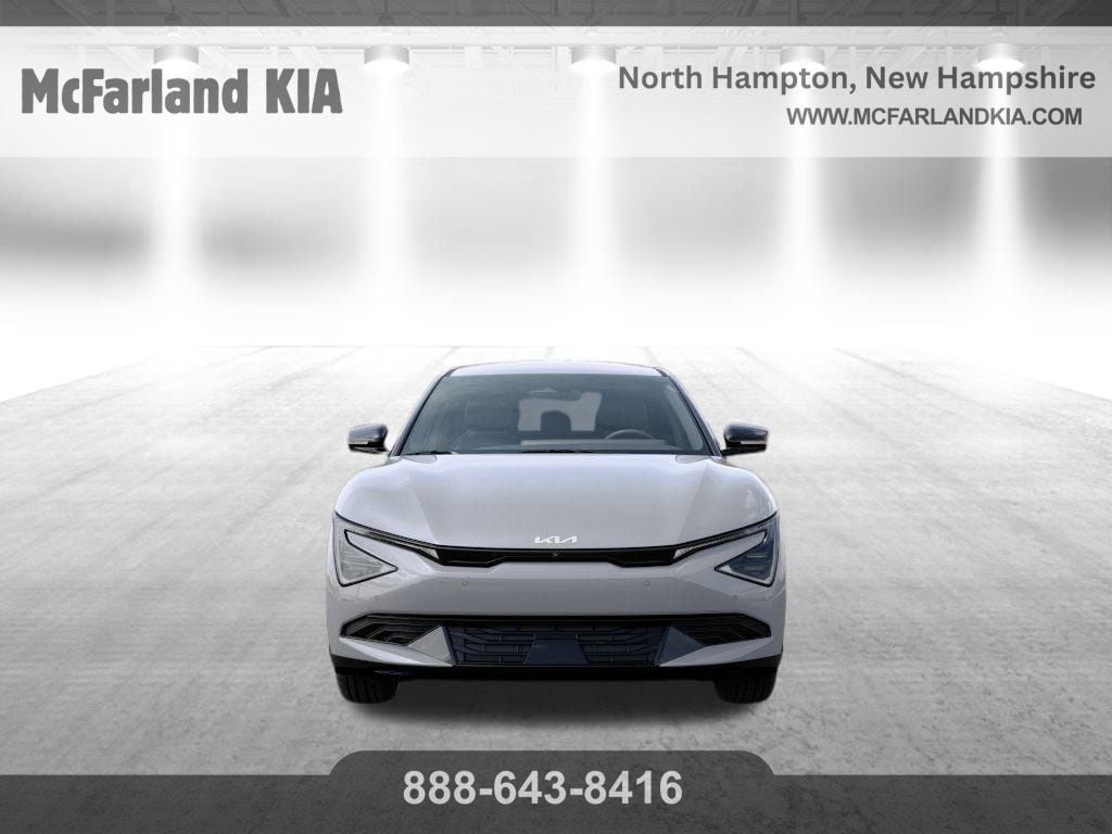 New 2025 Kia EV6 Wind SUV