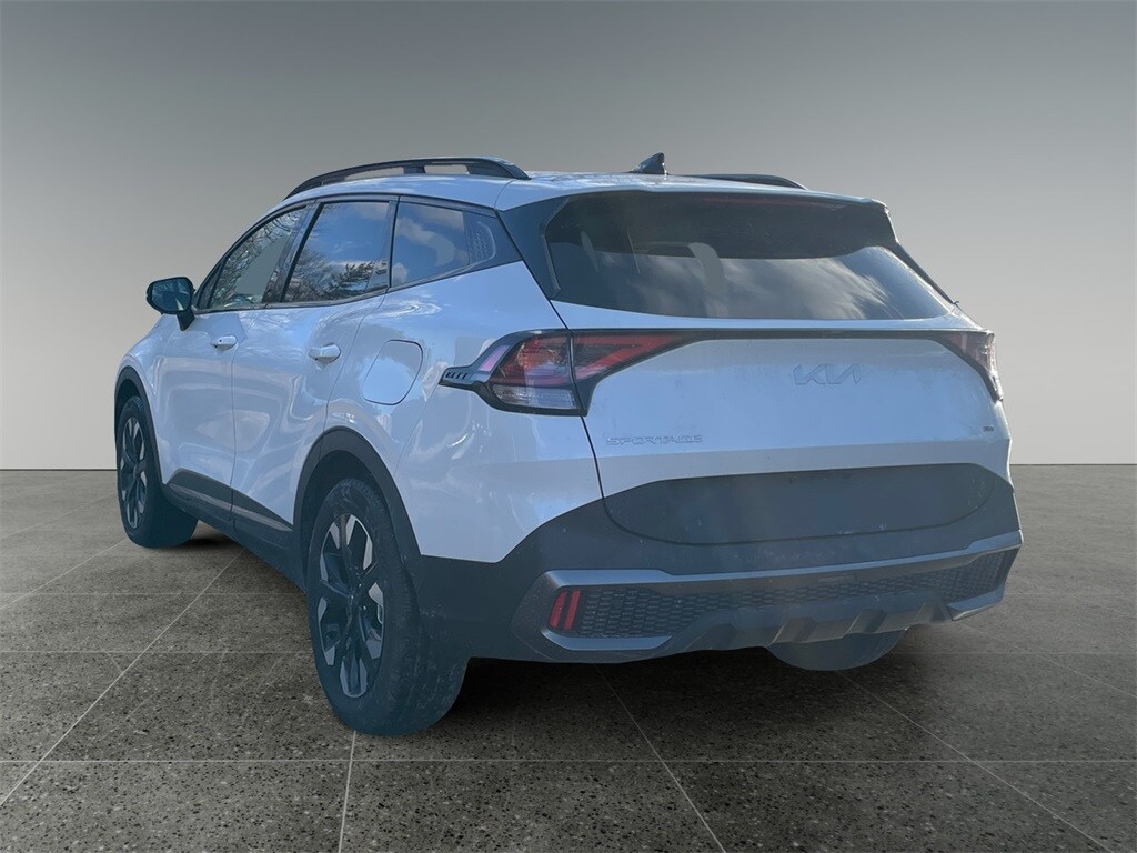 2024 Kia Sportage Plug-In Hybrid X-Line photo 3