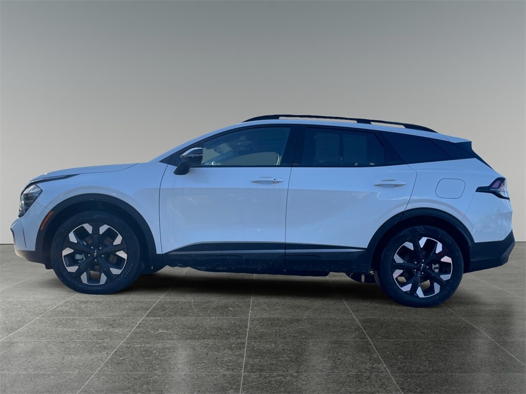2024 Kia Sportage Plug-In Hybrid X-Line photo 2