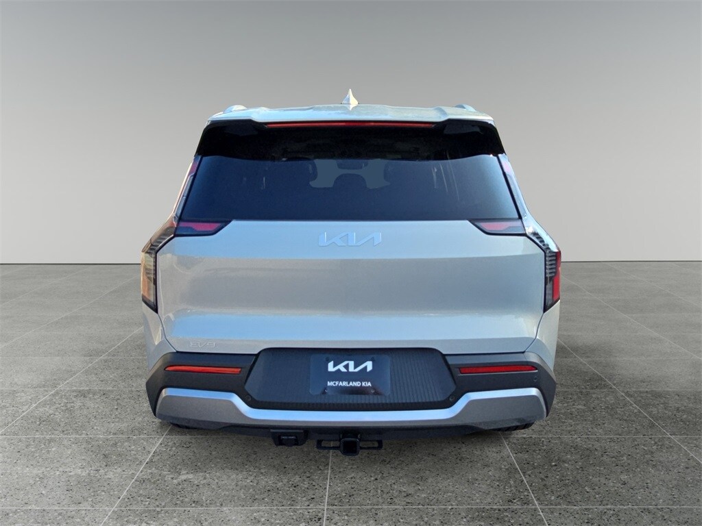 2026 Kia EV9 Wind photo 4