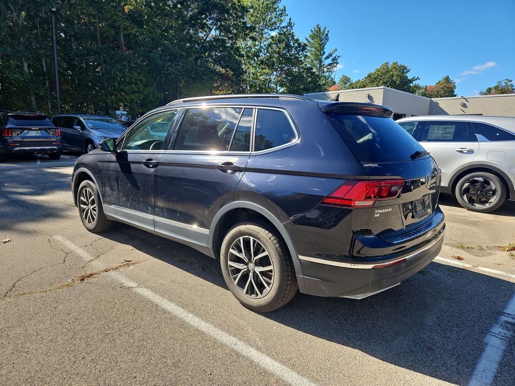2020 Volkswagen Tiguan SE photo 2