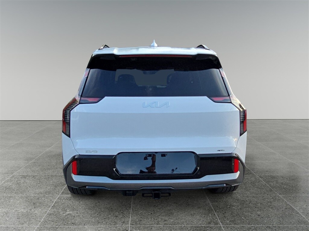 2026 Kia EV9 GT-Line photo 4