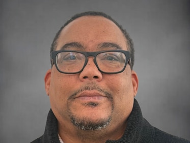 Staff member Joel Purdham from ID_d907e1ad0527