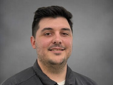 Staff member Travis Clement from ID_d907e1ad0527