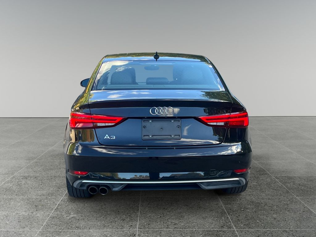 2018 Audi A3 2.0T Premium photo 4