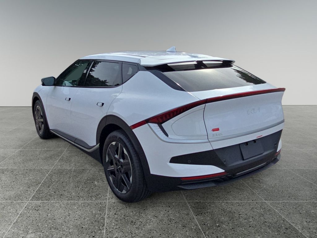 2025 Kia EV6 Light photo 3