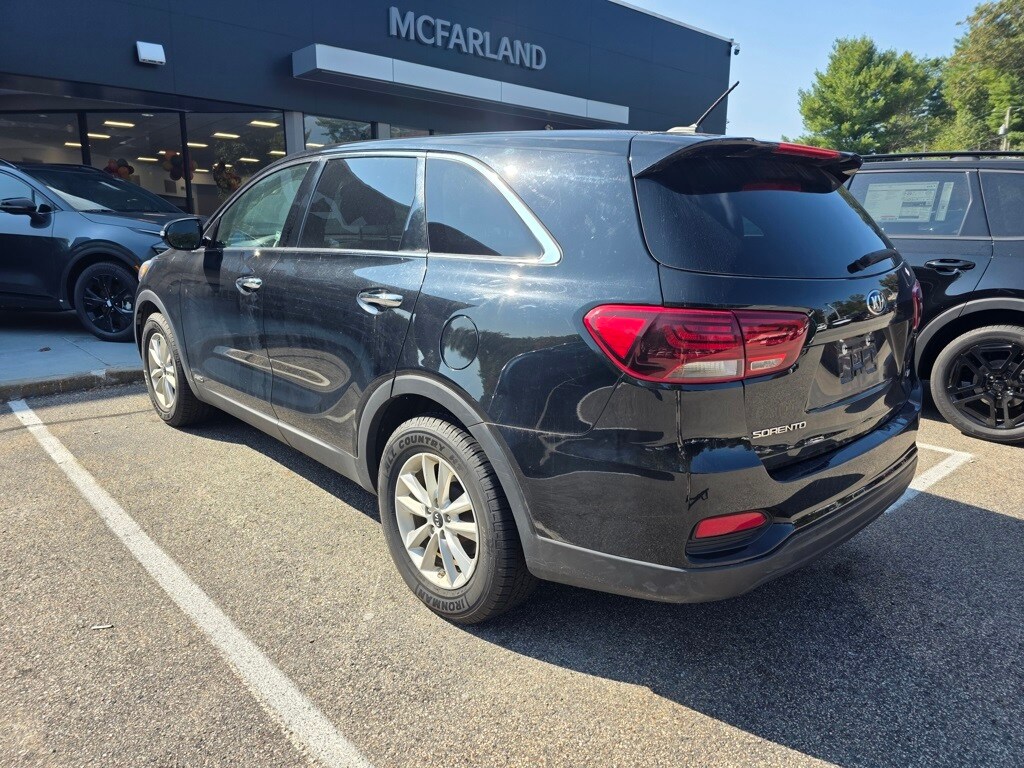 2020 Kia Sorento LX S photo 3