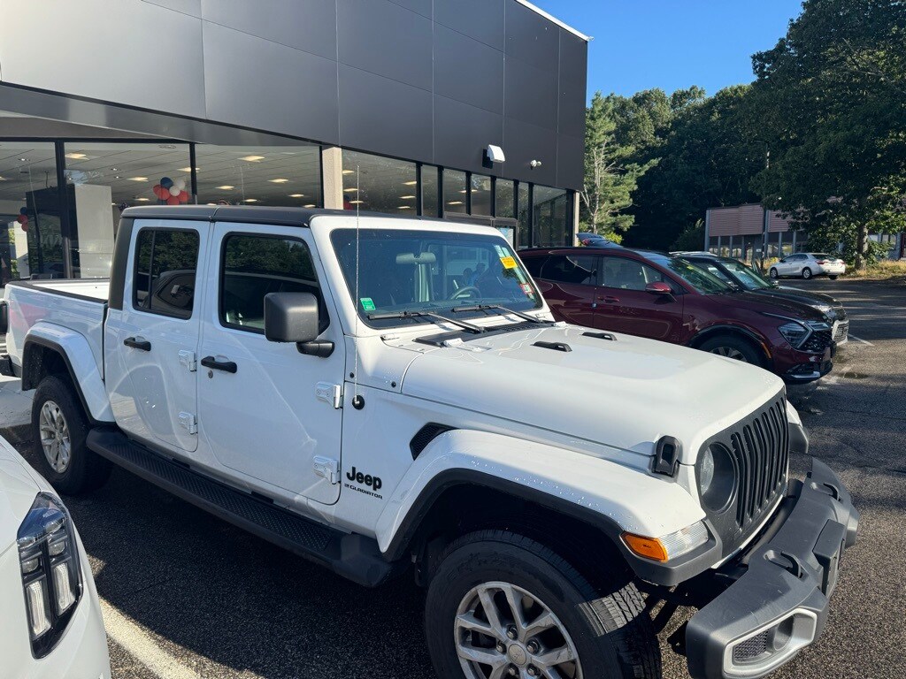 2023 Jeep Gladiator Sport photo 4