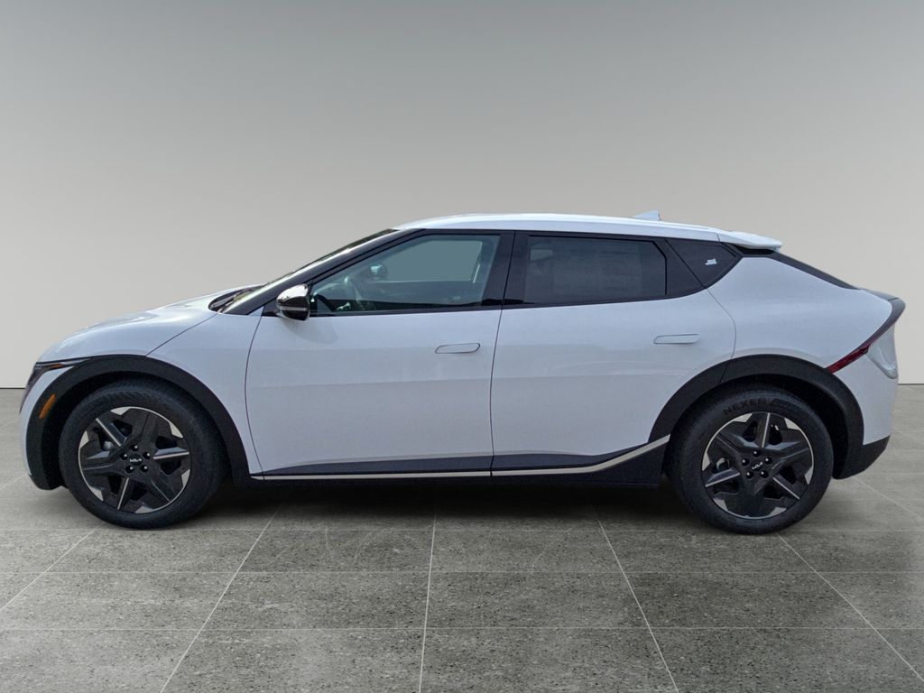 2025 Kia EV6 Light photo 2