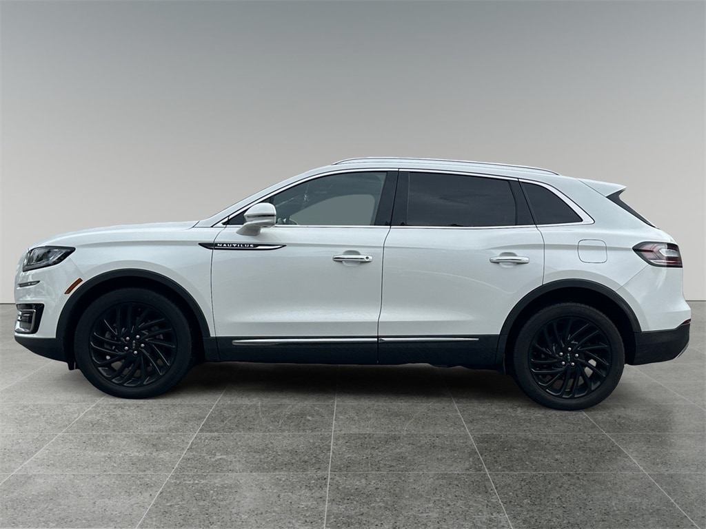 Used 2020 Lincoln Nautilus Reserve with VIN 2LMPJ8K9XLBL28910 for sale in North Hampton, NH