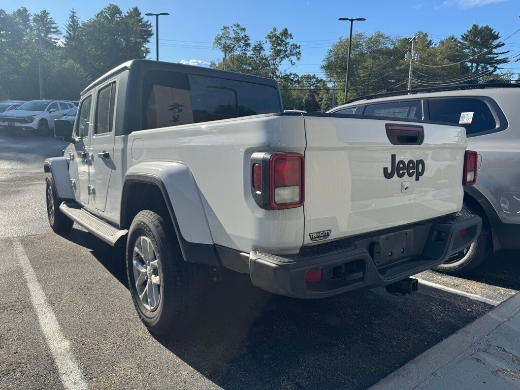 2023 Jeep Gladiator Sport photo 3