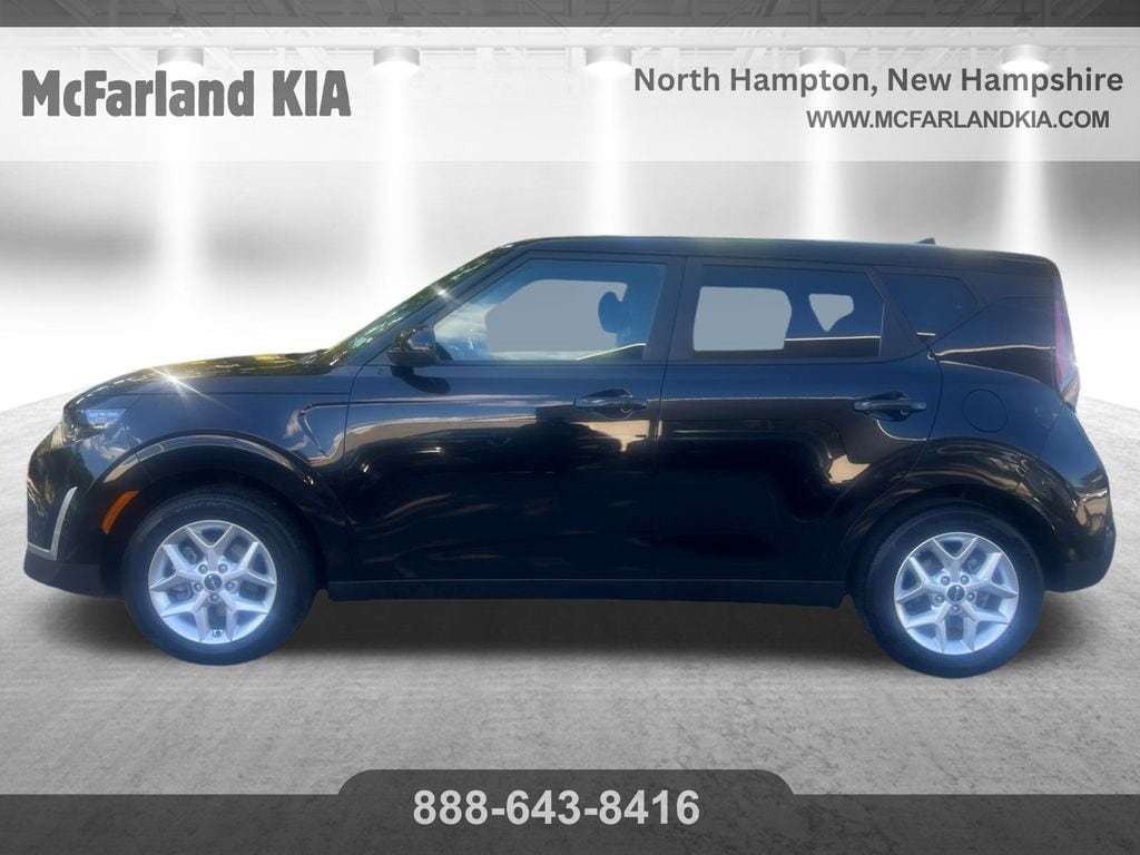 Used 2023 Kia Soul S Hatchback
