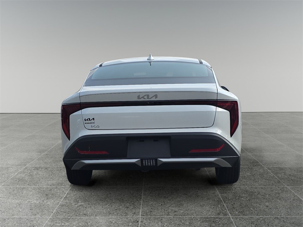 2025 Kia K4 LXS photo 4