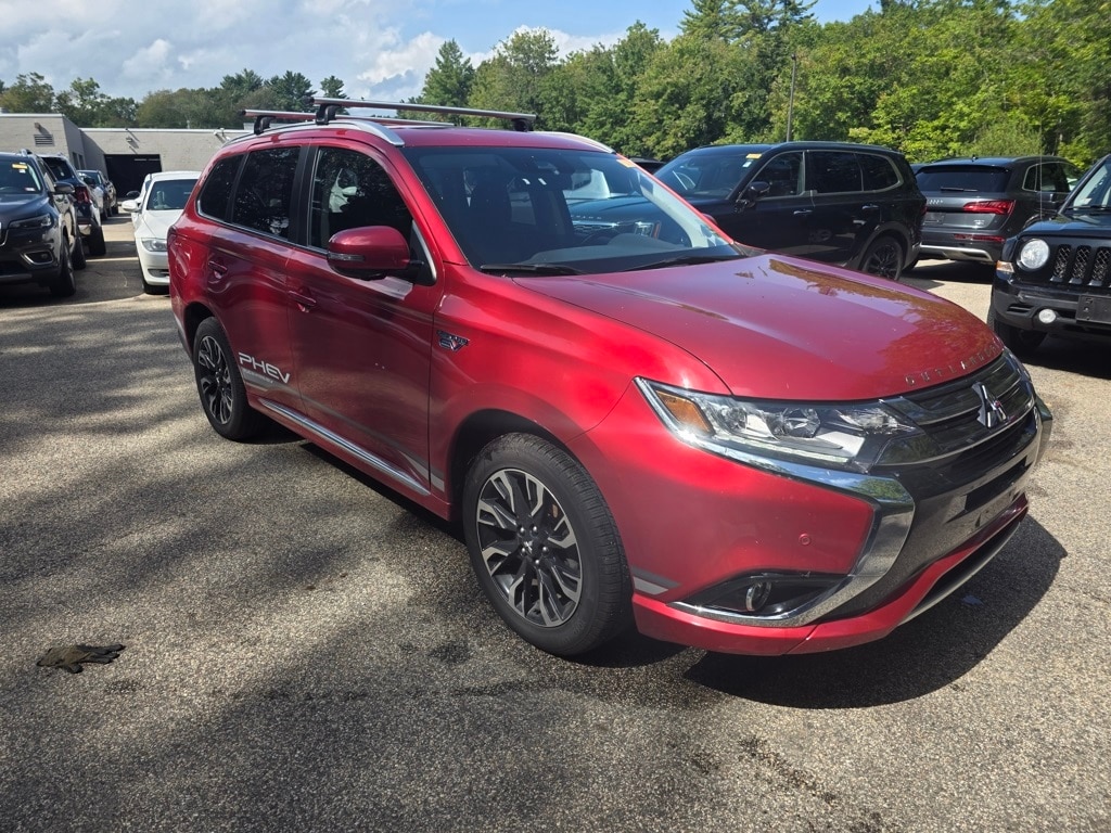 Used 2018 Mitsubishi Outlander GT with VIN JA4J24A59JZ028225 for sale in North Hampton, NH