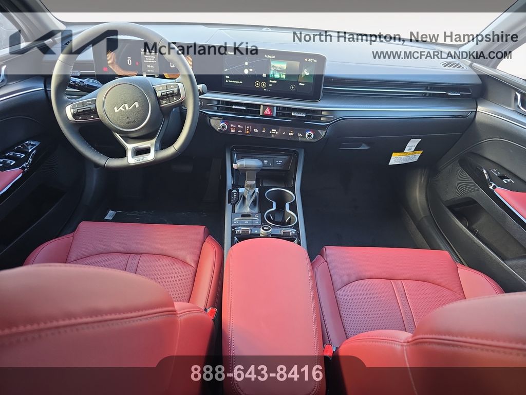 2026 Kia K5 GT-Line - Photo 11