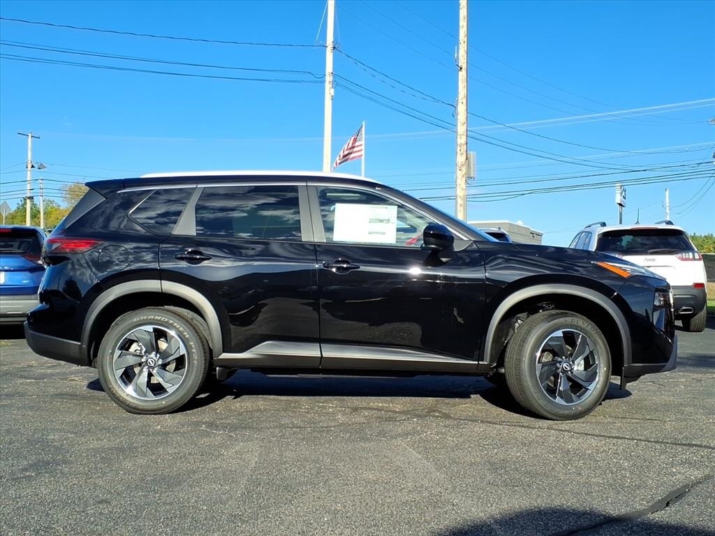 2026 Nissan Rogue SV photo 2