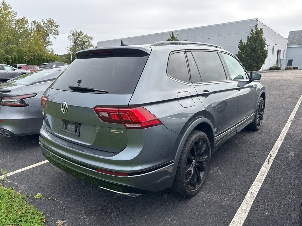 2021 Volkswagen Tiguan SE R-Line Black photo 2