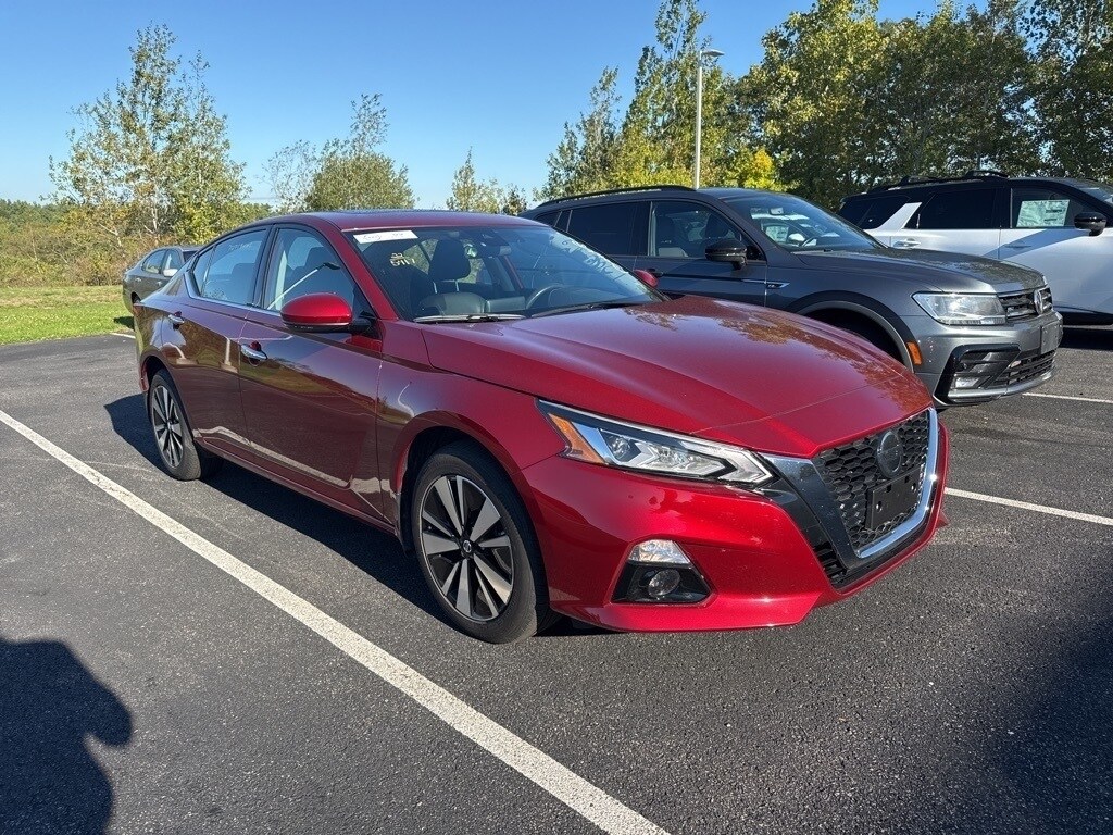2022 Nissan Altima 2.5 SL photo 2