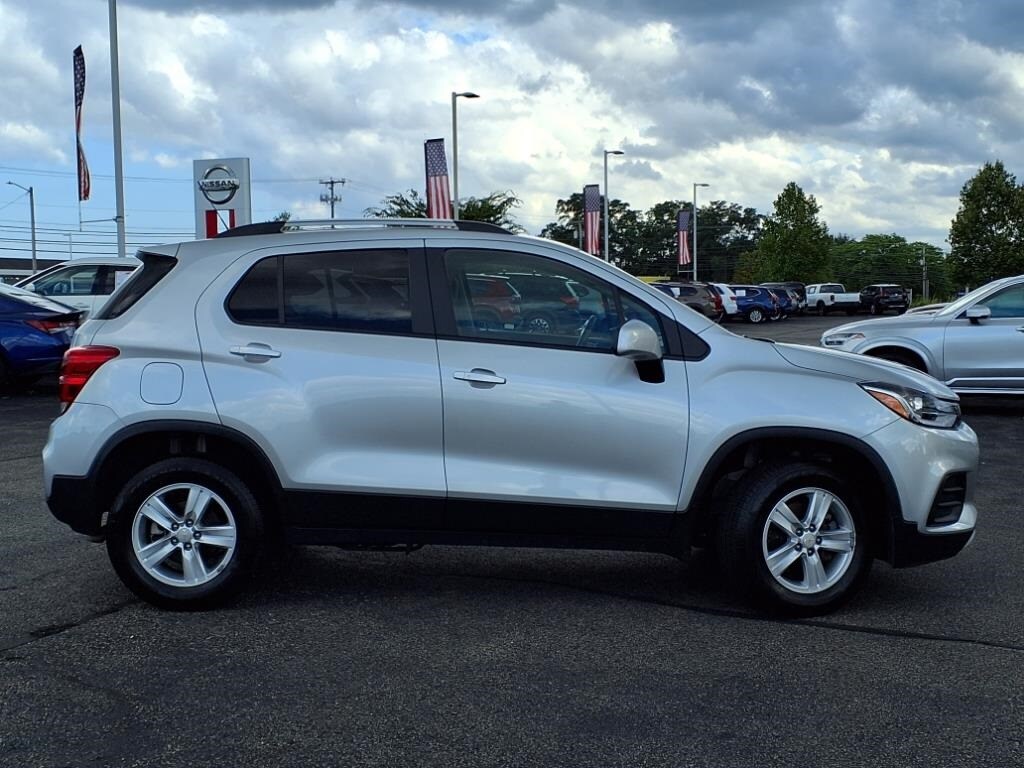 Used 2022 Chevrolet Trax LT with VIN KL7CJPSM1NB517710 for sale in Stratham, NH