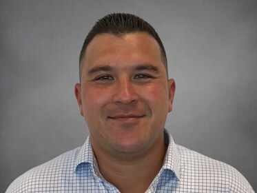 Staff member Jason Ose from ID_35b88a