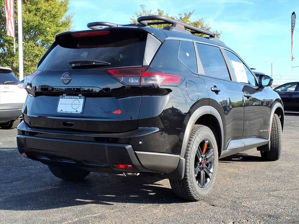 2026 Nissan Rogue SV photo 2