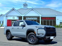 2025 Nissan Frontier PRO-4X Truck