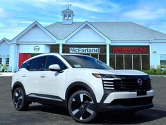 2025 Nissan Kicks SR SUV