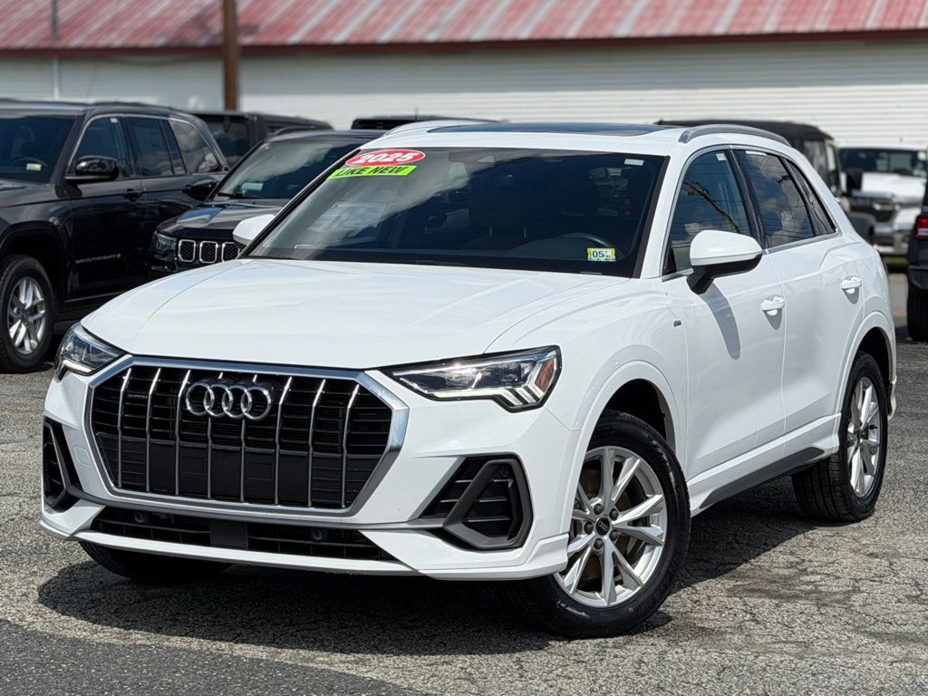 2025 Audi Q3 45 TFSI S Line Premium quattro's photo