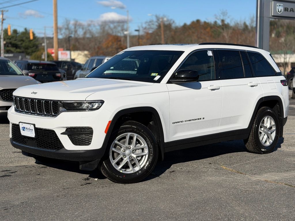 New 2025 Jeep Grand Cherokee Laredo X Sport Utility
