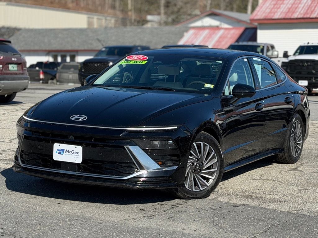 2025 Hyundai Sonata Hybrid