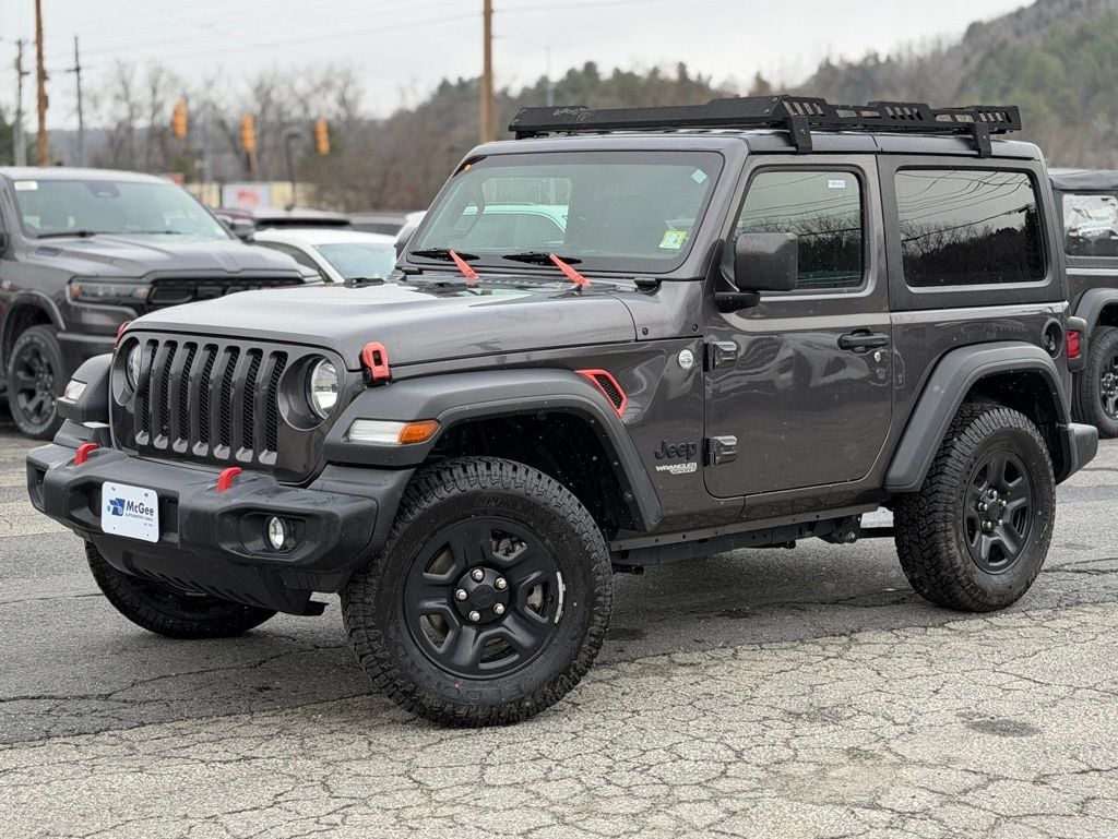 2021 Jeep Wrangler Sport's photo