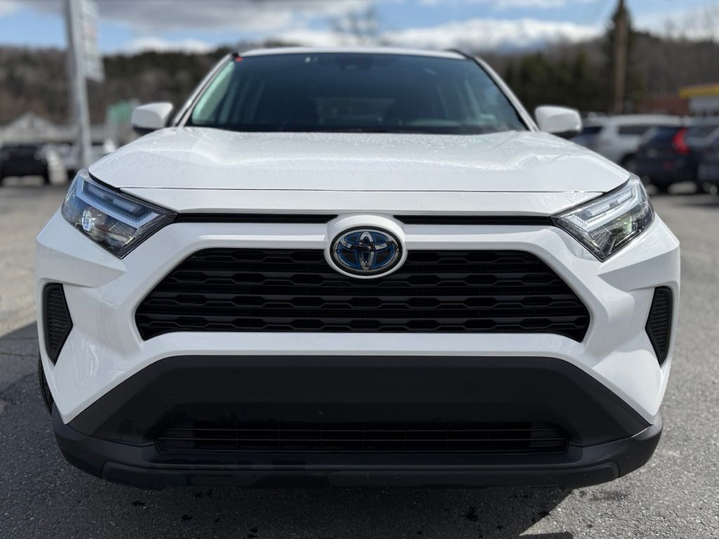 Used 2024 Toyota RAV4 XLE with VIN 4T3RWRFV7RU145221 for sale in Barre, VT