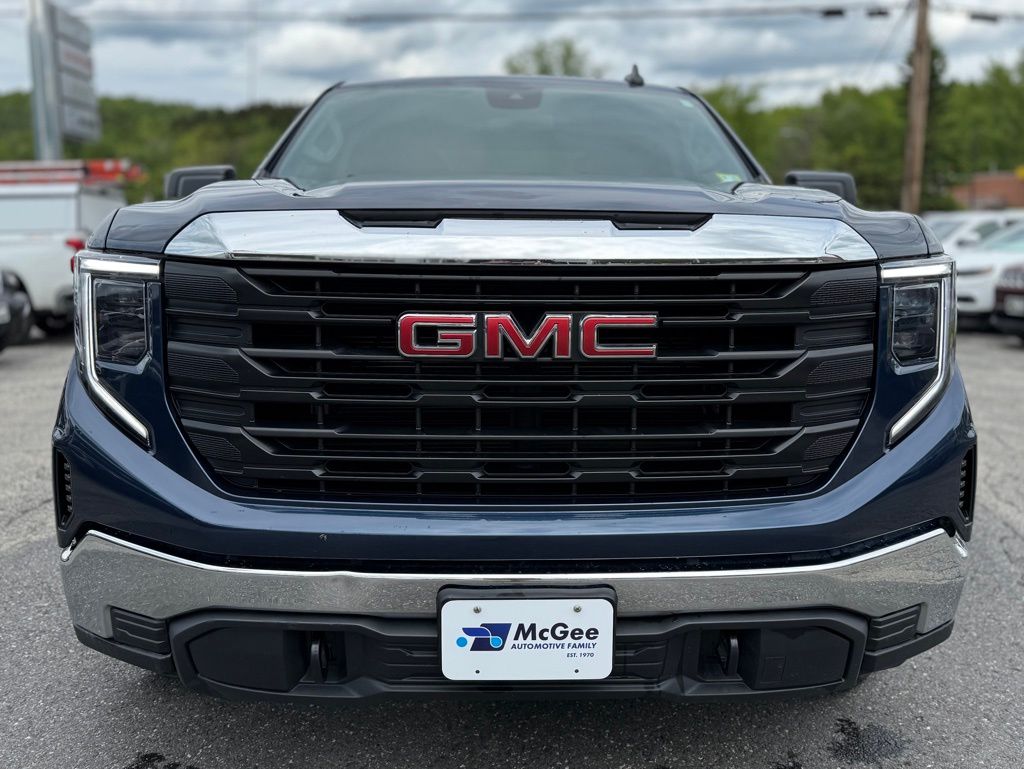 Used 2022 GMC Sierra 1500 Pro with VIN 3GTUUAED3NG611201 for sale in Barre, VT