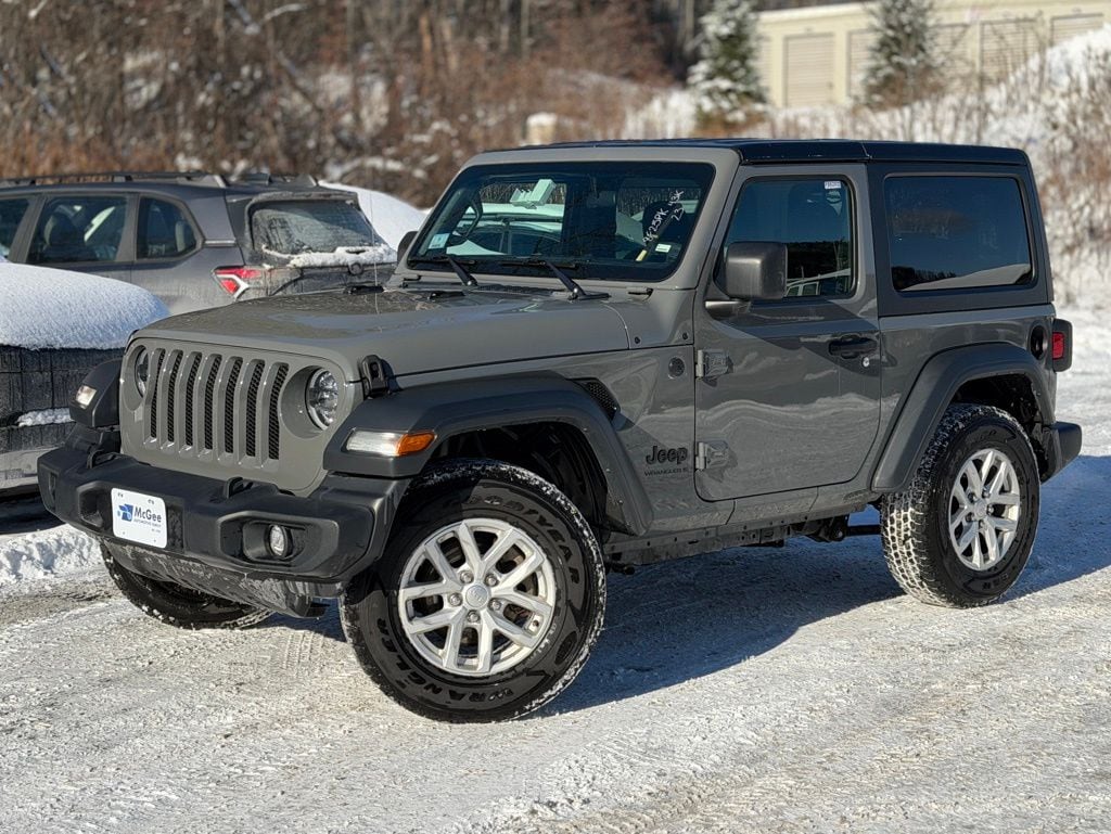 2023 Jeep Wrangler 2-Door Sport S's photo