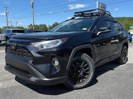 2019 Toyota RAV4 XLE SUV