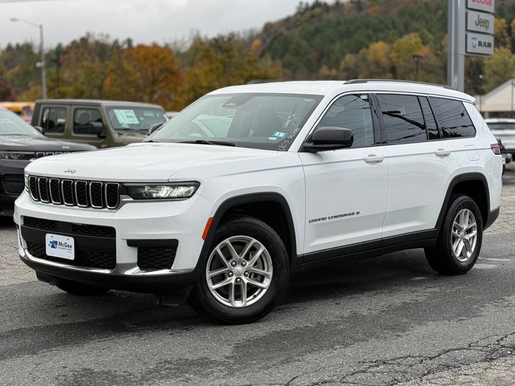 2023 Jeep Grand Cherokee SUV  2023 Jeep Grand Cherokee SUV